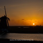 Windmühle bei Sonnenuntergang