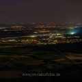Nachtaufnahme vom Breitenstein, Schwäbische Alb auf das Albvorland