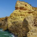 Unterwegs an der Steiküste bei Algar Seco, Algarve